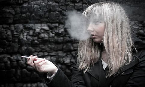 qual è il sogno di una donna che fuma